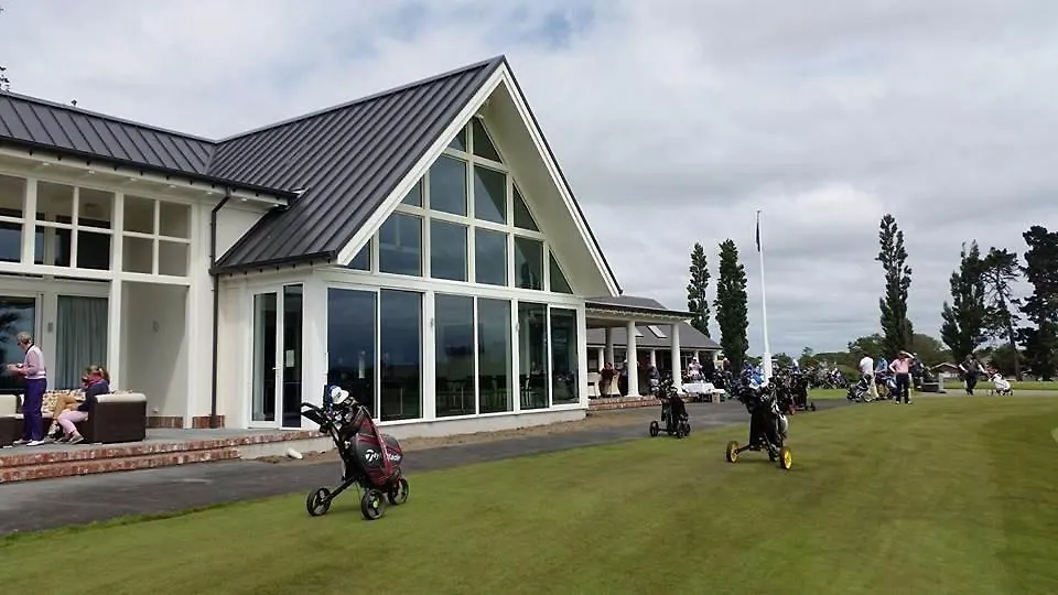 Vila 4Bed 2Bath House 5 Mins Walk To Palms & Golf Club Christchurch