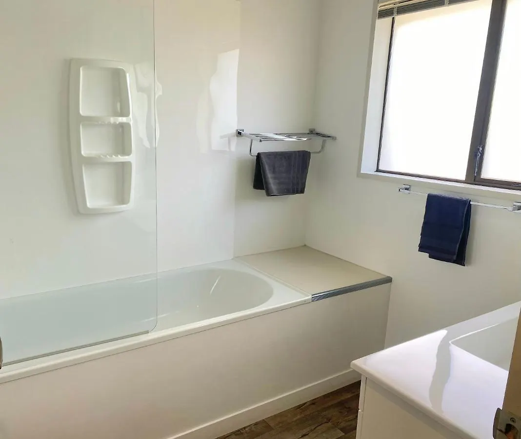 Holiday home 4Bed 2Bath House 5 Mins Walk To Palms & Golf Club Villa Christchurch
