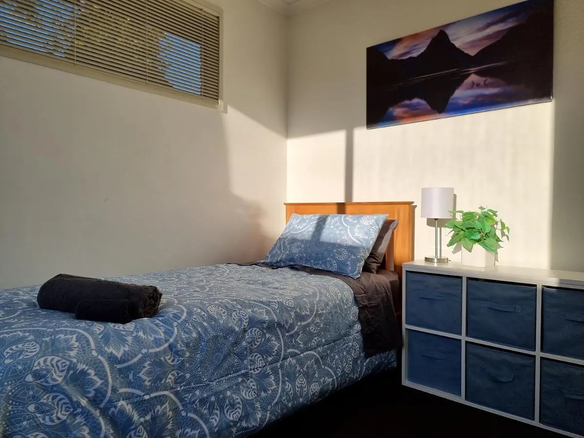 4Bed 2Bath House 5 Mins Walk To Palms & Golf Club Villa Christchurch